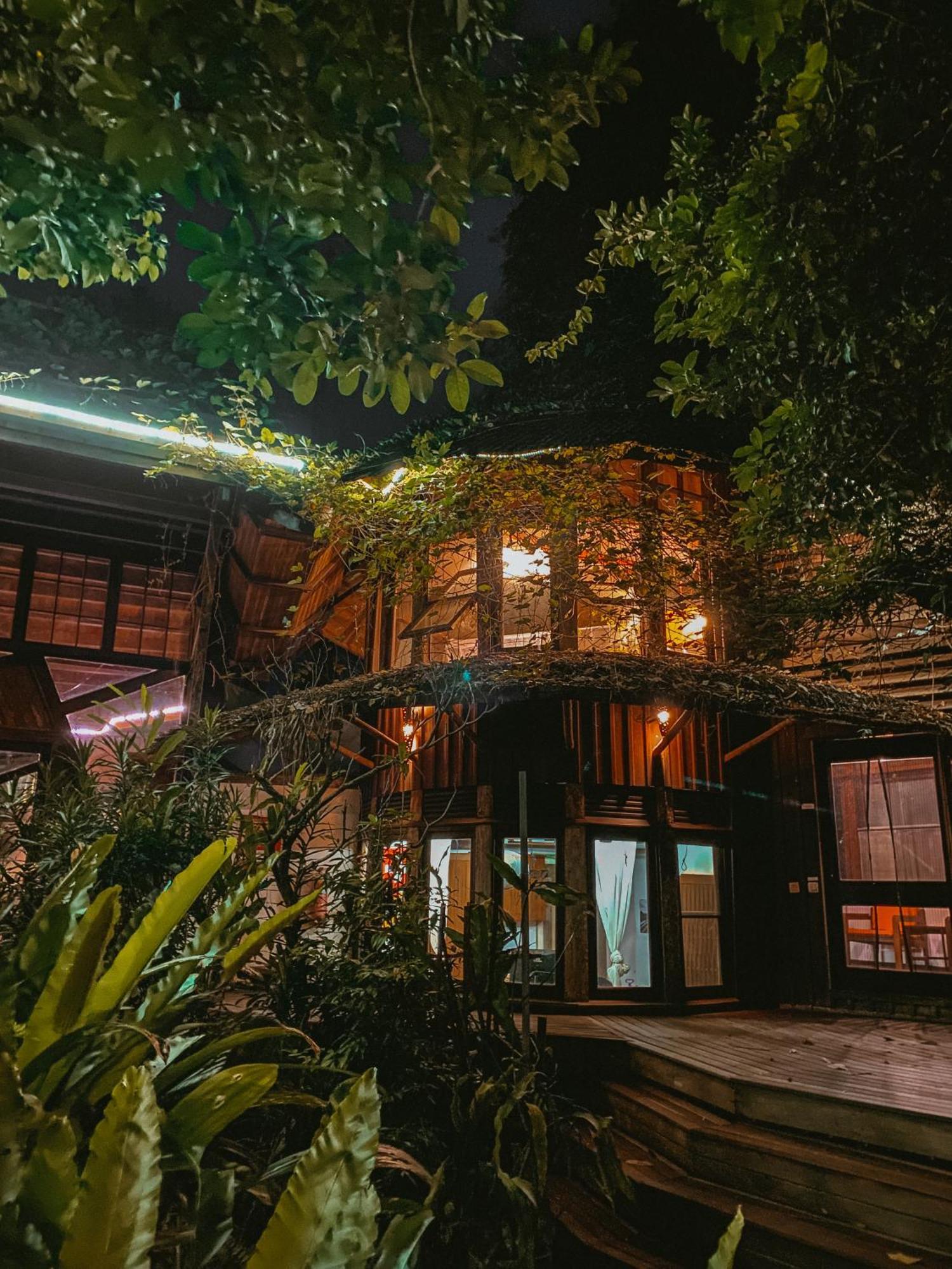 Bukit Raya Guesthouse Palangkaraya Esterno foto