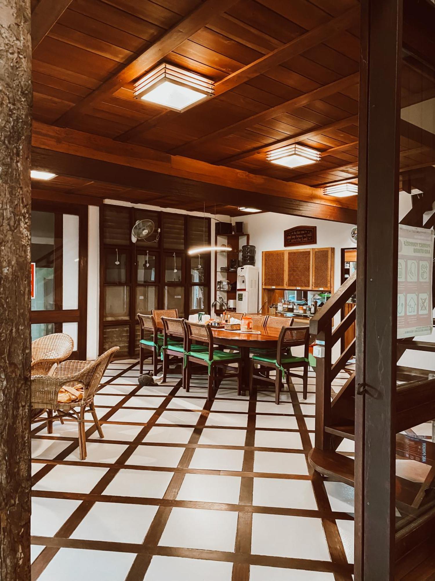 Bukit Raya Guesthouse Palangkaraya Esterno foto